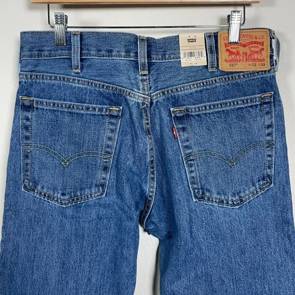 Levi's 517 Bootcut Jeans Mens 32x32 Blue Cotton Denim Medium Wash Western Cowboy